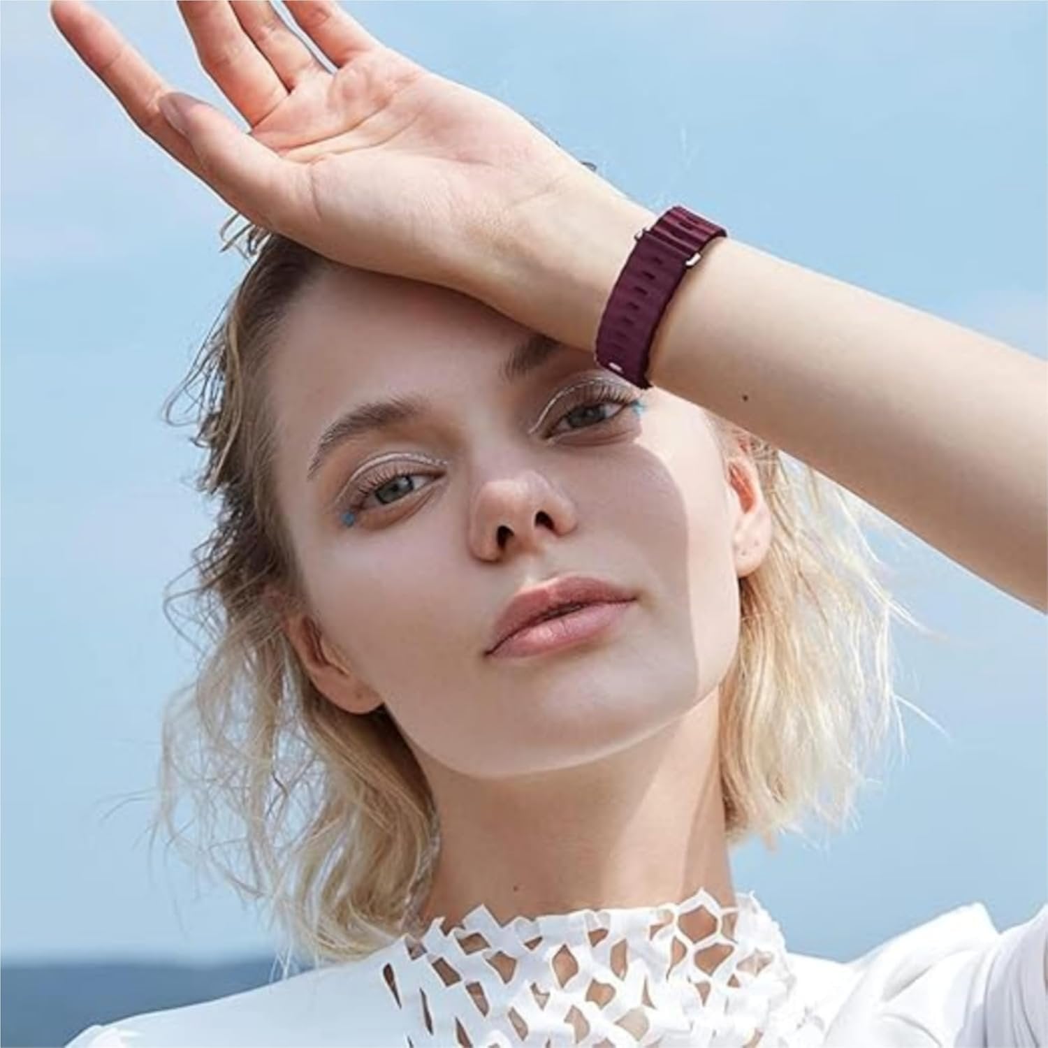 T800 Smart Watch for Men and Women, Fitness Tracker, Heart Rate Monitor, Waterproof, Touchscreen, Sleep Monitor, Compatible with iOS & Android