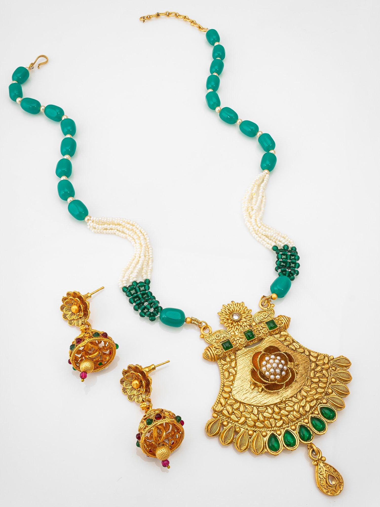 Timeless Gold Necklace and Earrings – Perfect for Every Woman