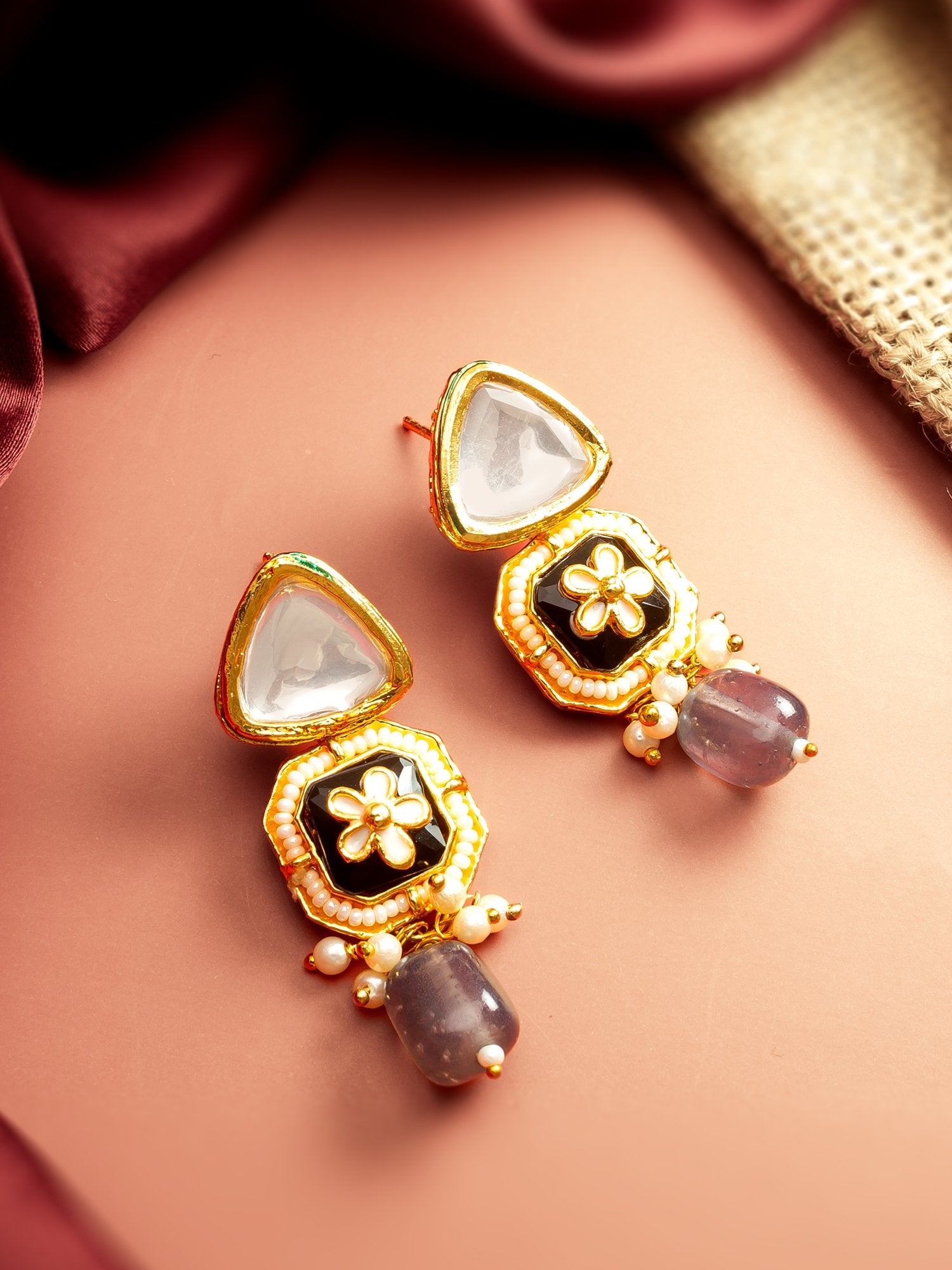 Golden Drop Earrings – Graceful Beauty for Every Occasion