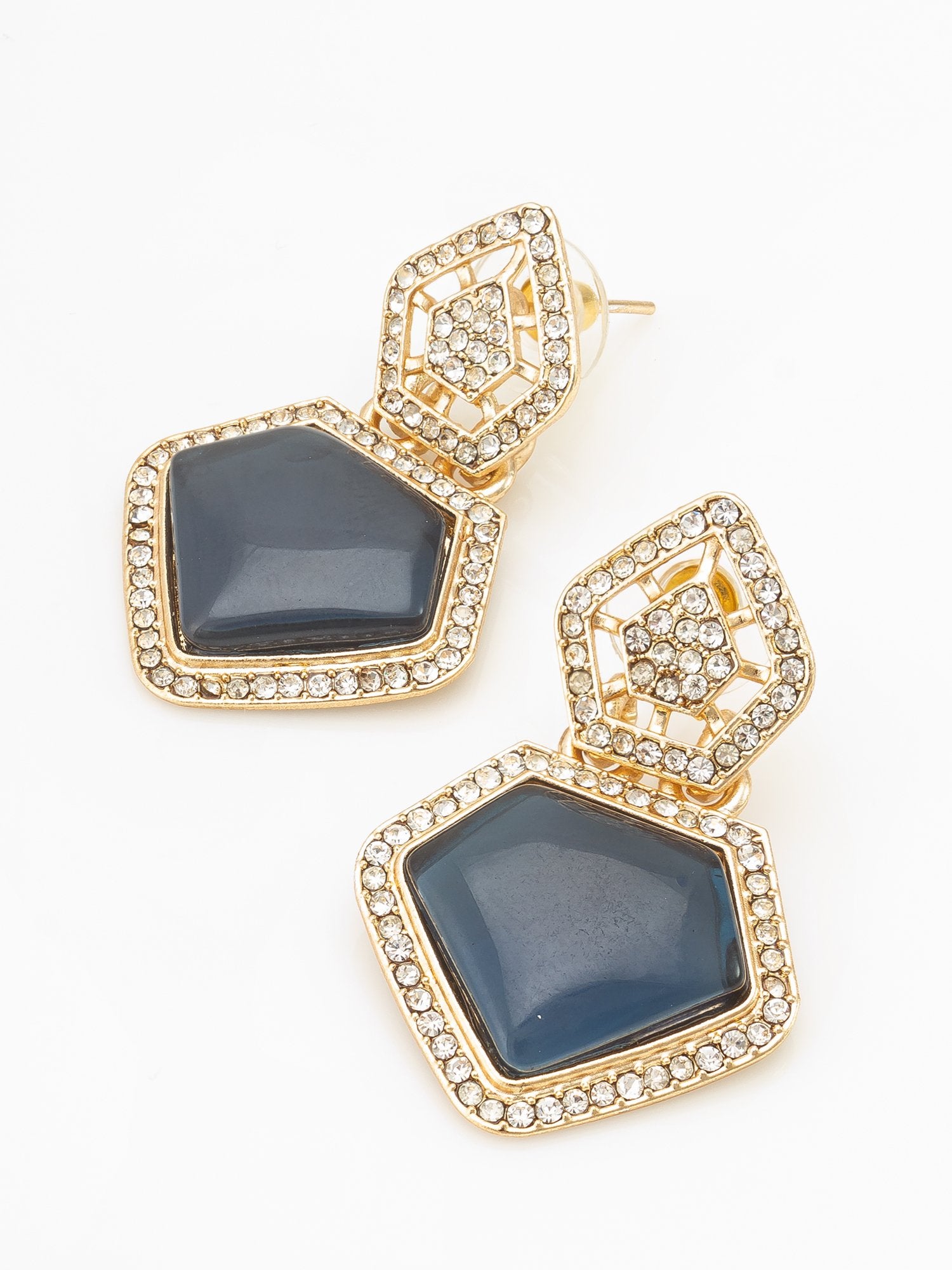 Golden Threader Earrings – Minimalist Elegance with a Delicate Touch