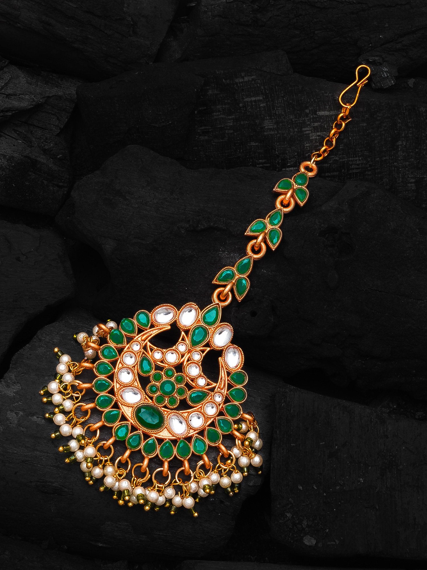 Temple Jewelry Mangtikka – A Symbol of Cultural Grace