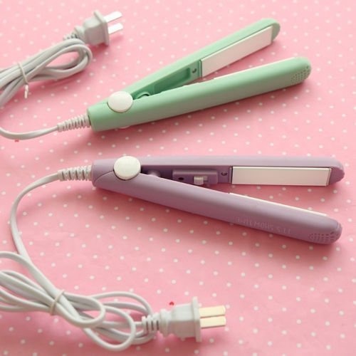 Mini Hair Straightener – Compact and Effortless Styling
