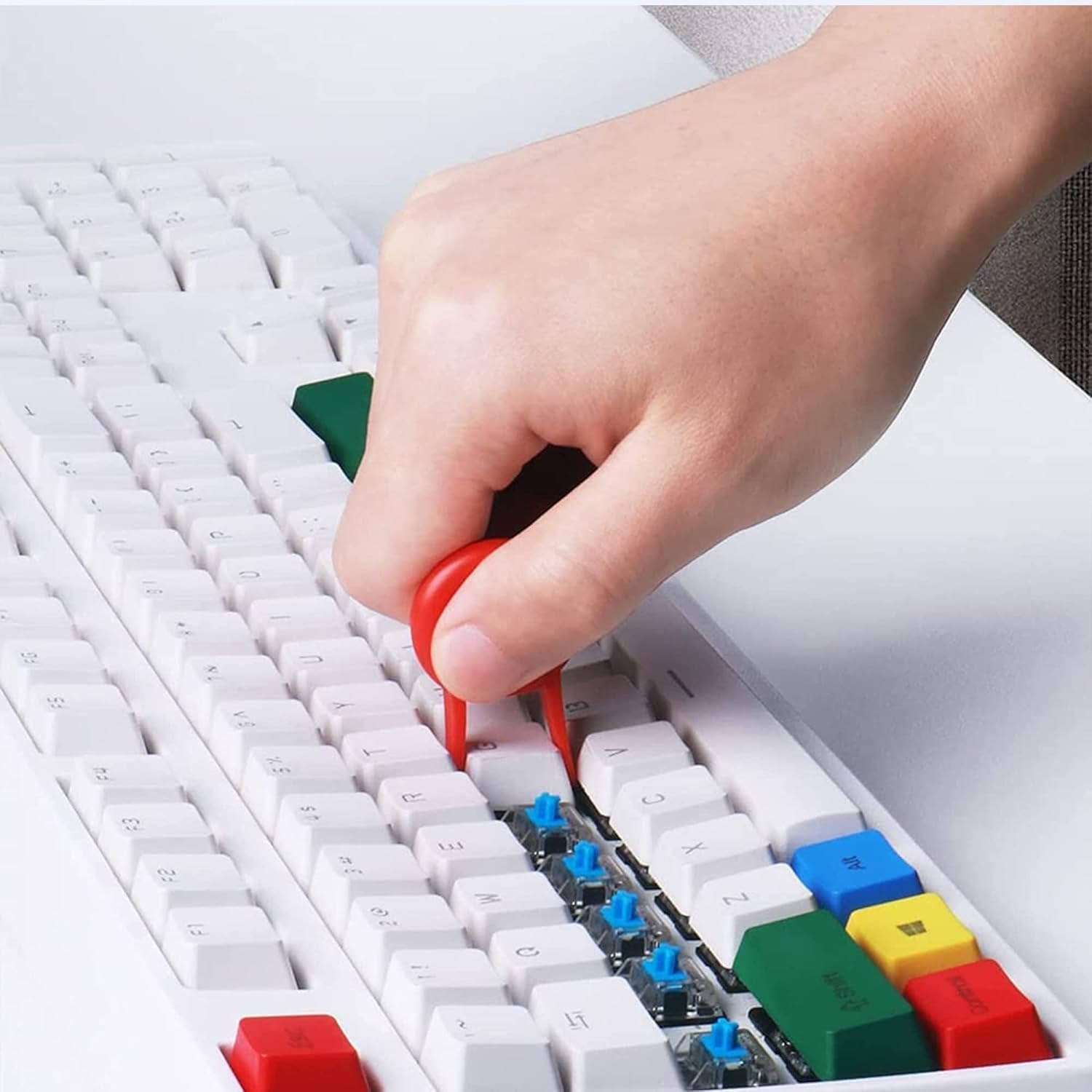 5 in 1 Keyboard Bluetooth Earbuds Cleaning Brush – All-in-One Tool for Electronics & Gadgets