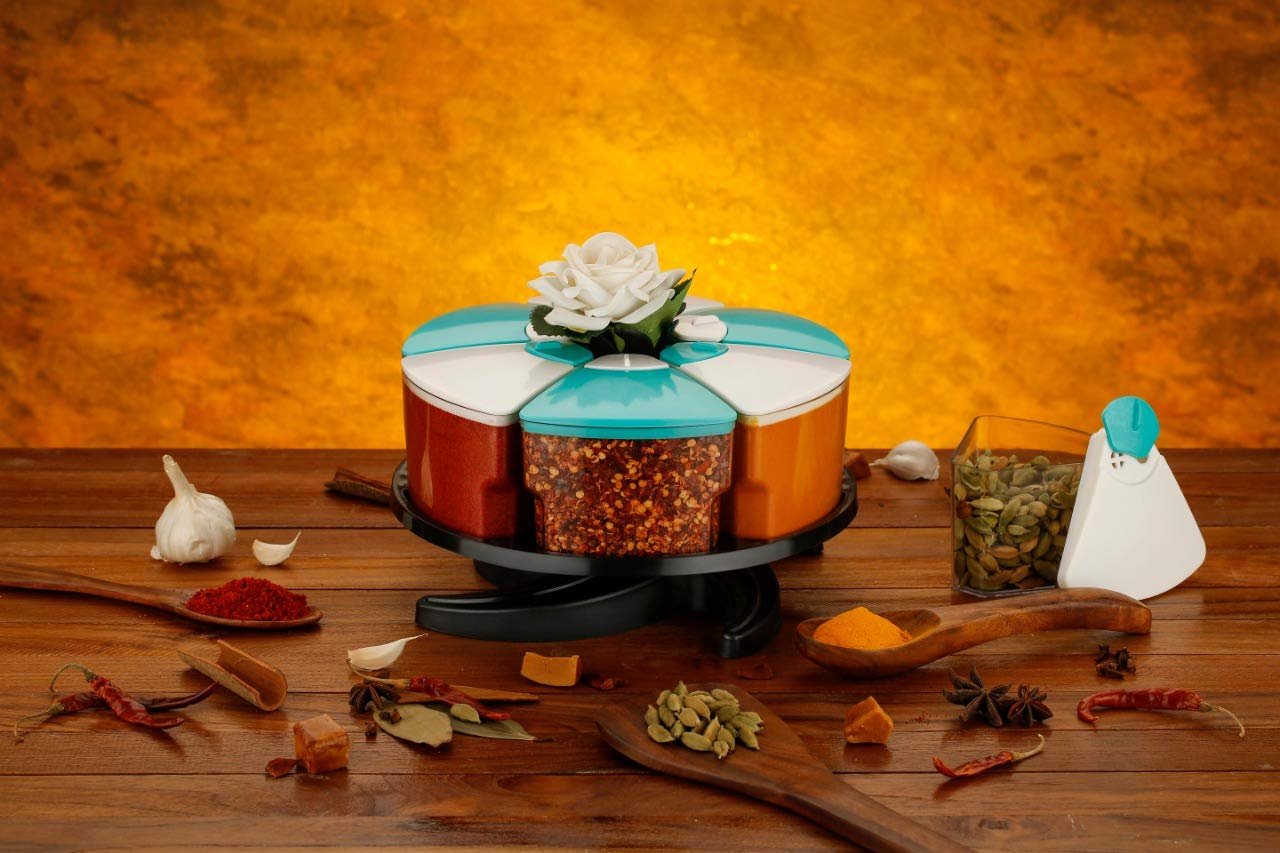 6-Jar Single Layer Spice Rack ? Compact and Space-Saving Spice Organizer for Kitchen Countertop ? Clear Glass Jars with Labels