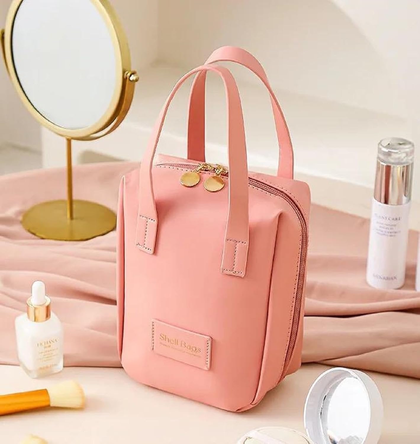 Elegant Puffer with Compartments Cosmetic Bag ? Stylish Makeup Organizer with Zipper & Storage Sections