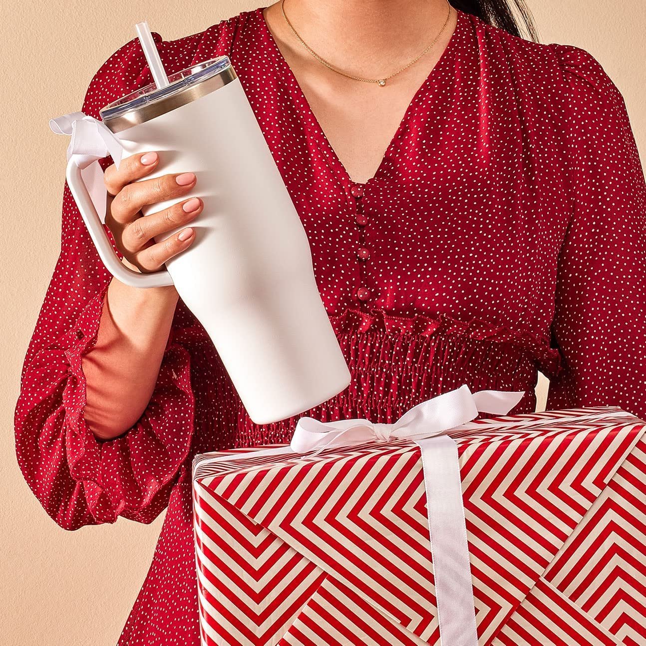 Tumbler Vacuum Sealed Cup with Handle ? Insulated Drink Cup for Hot and Cold Beverages, Keeps Drinks at Ideal Temperature