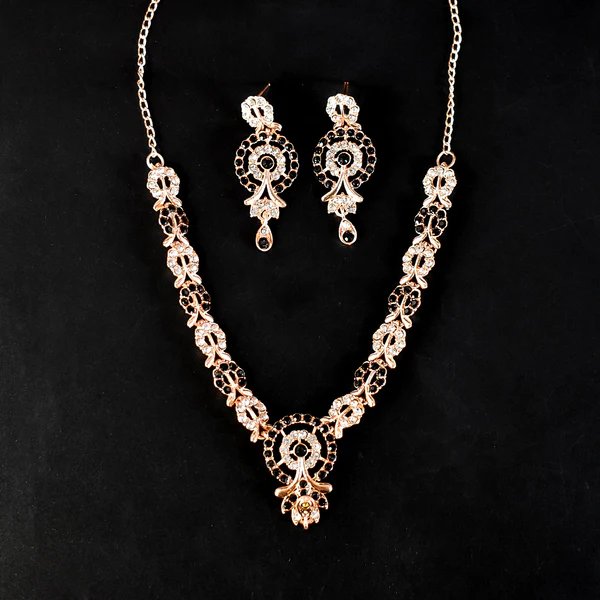 Timeless Necklace and Earring Set ? Elegant Pearl Jewelry for Women, Perfect Gift for Special Occasions