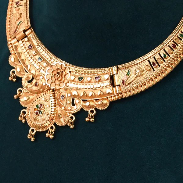 Refined Gold Plated Necklace Set for Women ? Elegant Jewelry for Parties and Celebrations | A Touch of Class