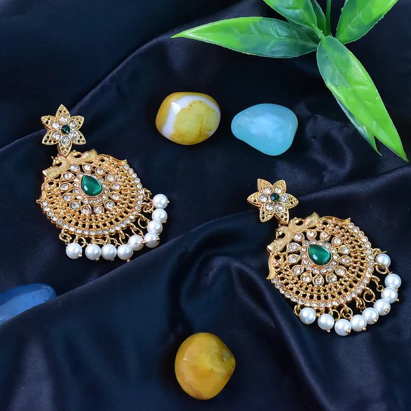 Beautiful Crafted Peacock Design American Diamond Pearl Earrings (1 Pair) Stunning Traditional Jewelry for Women, Perfect for Weddings & Occasions