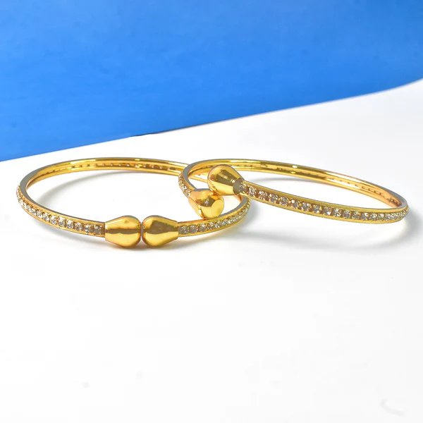 Premium Golden Bangles (1 Pair) Luxurious Gold Plated Bangles for Women, Ideal for Weddings & Special Celebrations