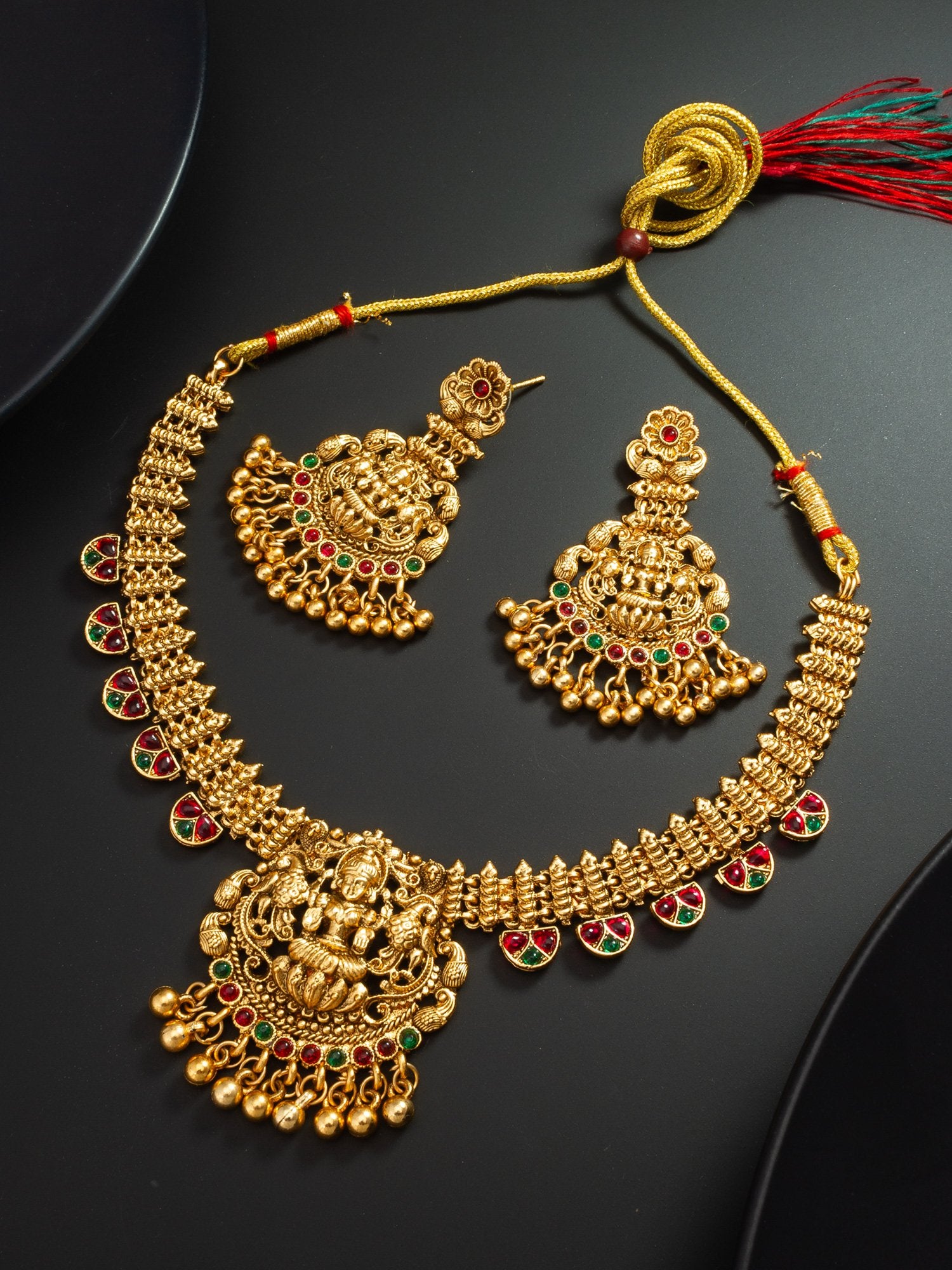 Timeless Gold Necklace Set with Earrings – Elevate Your Style