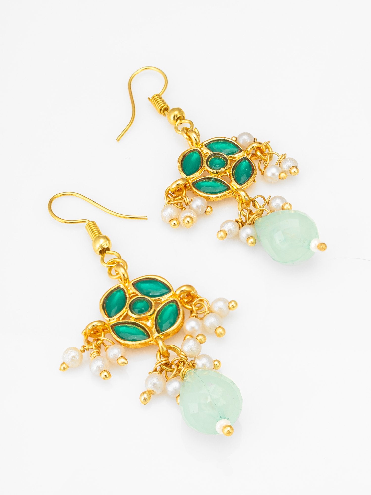 Vintage Charm Pendant Set – A Touch of Old-World Elegance