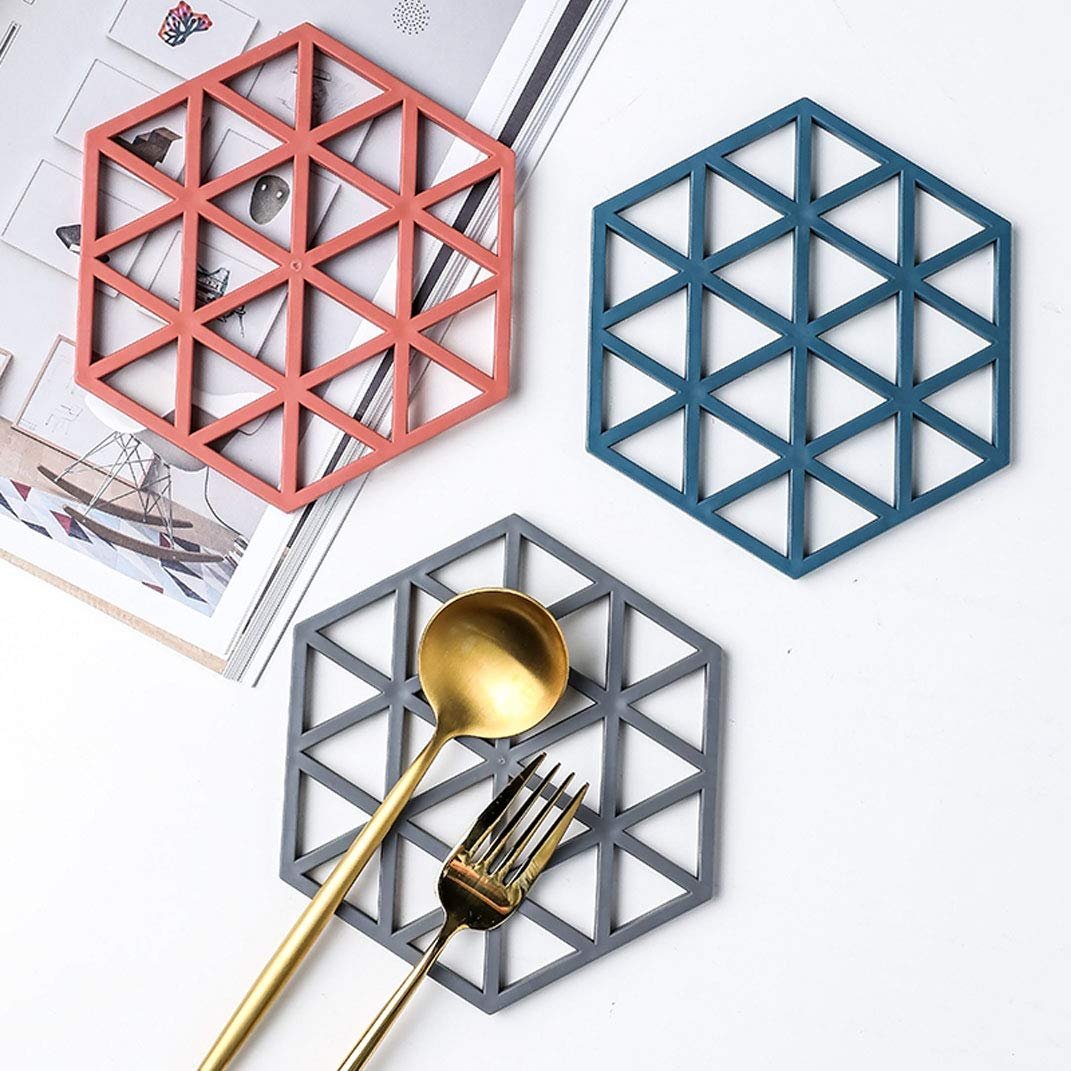 Silicone Table Trivet Mat (1 PCS) – Heat Resistant & Versatile