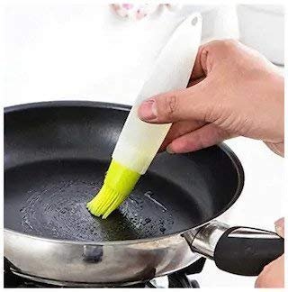 Silicon Oil Bottle Brush ? Flexible, Reusable Cleaner for Oil Bottles, Jars & Containers ? Easy-to-Clean Design

