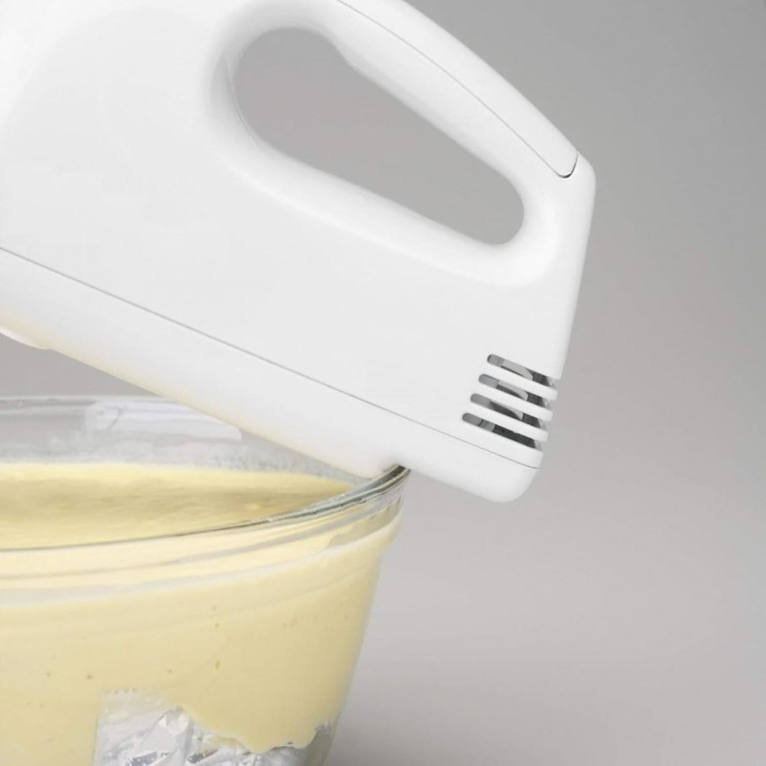 Scarlet Egg Beater ? Manual Handheld Egg Whisk for Fast and Easy Mixing, Ideal for Baking & Cooking

