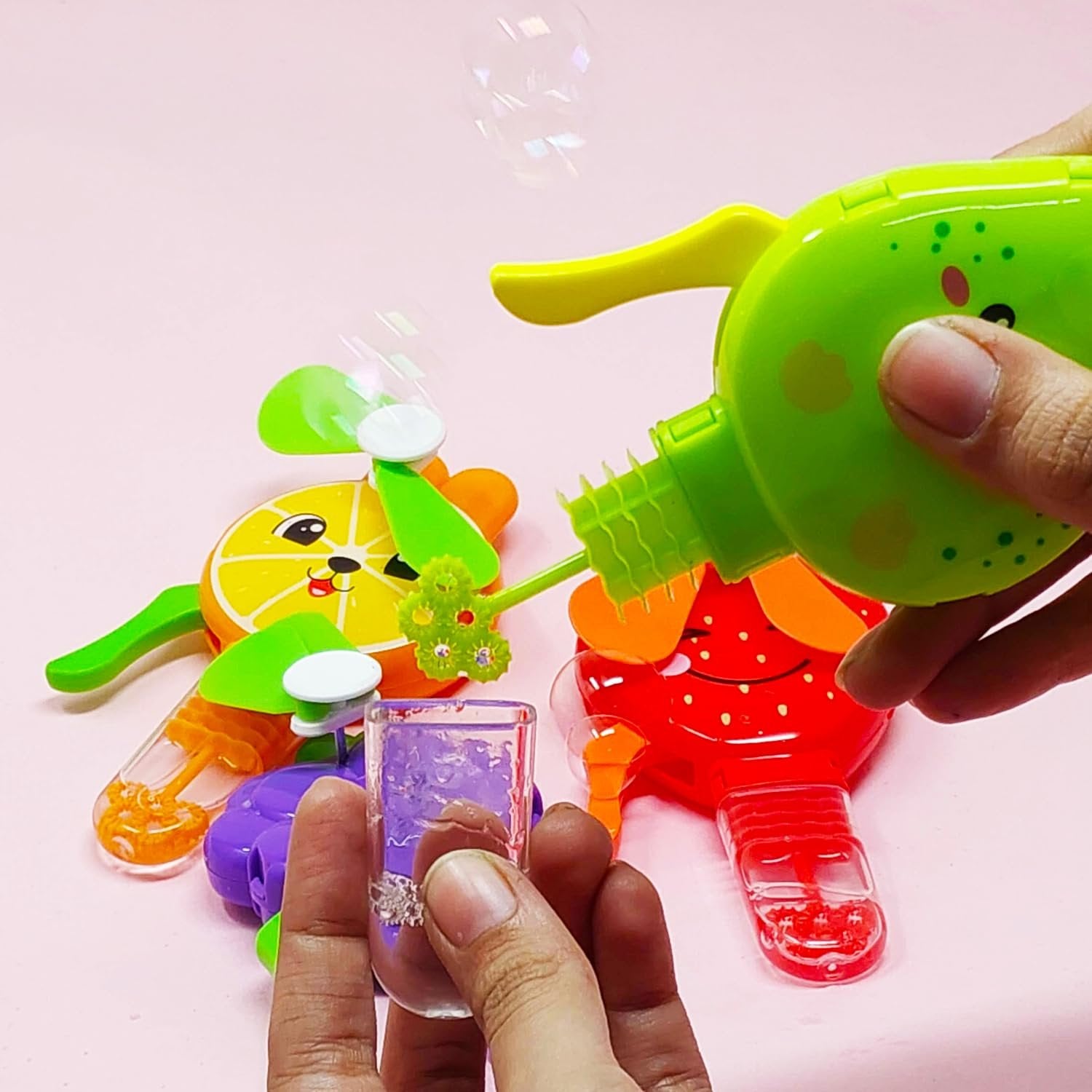 Fun Bubble Fan ? Fun Bubble Blower Fan for Kids ? Easy-to-Use Toy for Endless Bubble Fun


