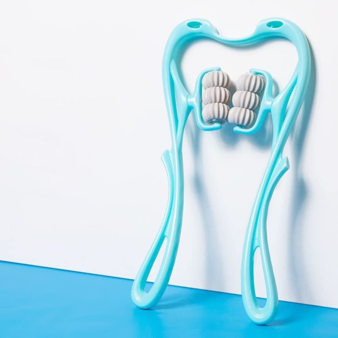 1 PCS Neck Cervical Massager ? Pain Relief, Muscle Relaxation, and Stress Reduction for Neck and Shoulders

