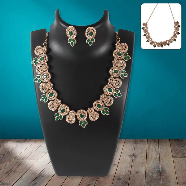 Elegant Green Necklace Set ? Stylish Jewelry for Women with Vibrant Green Accents