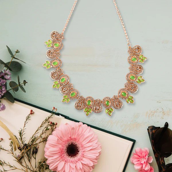 Parrot-Inspired Necklace Set ? Unique and Colorful Jewelry for Women