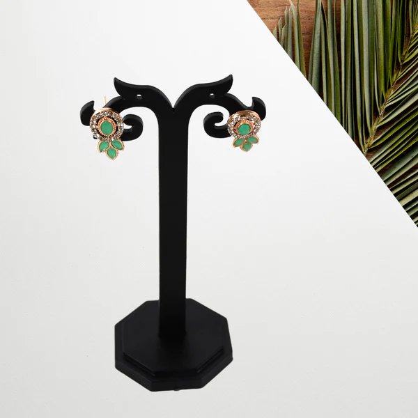 Green & White Diamond Necklace Set ? Elegant Jewelry for Women