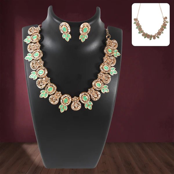 Green & White Diamond Necklace Set ? Elegant Jewelry for Women