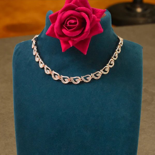 Sparkling Crystal Necklace Set ? Dazzling Jewelry for Special Occasions