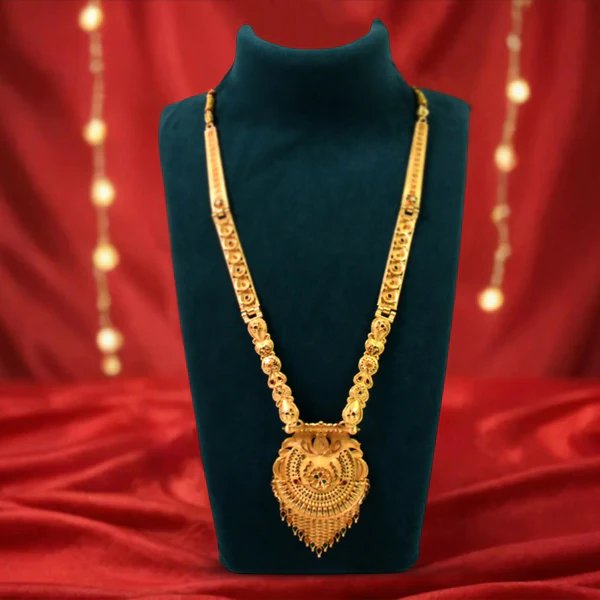 Lustrous Pearl Necklace ? A Classic Touch of Elegance for Women, Ideal for Special Events