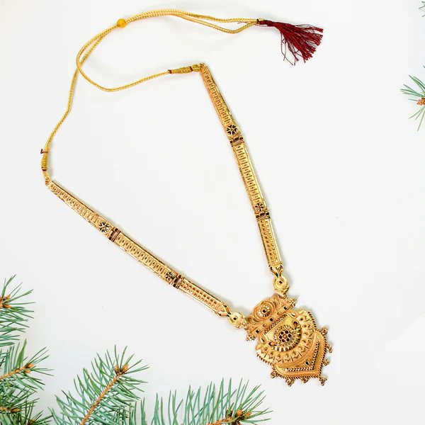 Luxe Crystal Pendant Necklace for Women ? Delicate Jewelry with a Sparkle of Sophistication | Ideal for Daily or Formal Wear