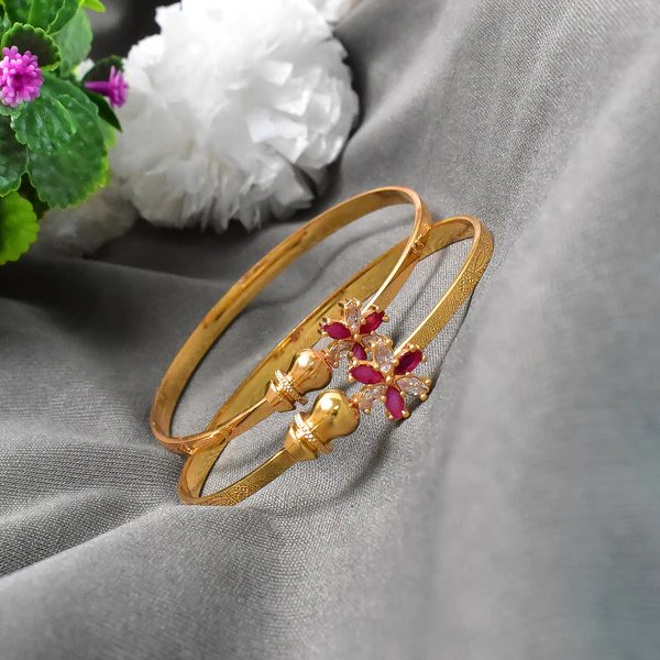 Classic Golden Bangles (1 Pair)  Timeless & Elegant Gold Plated Bangles for Women, Perfect for Weddings & Special Occasions