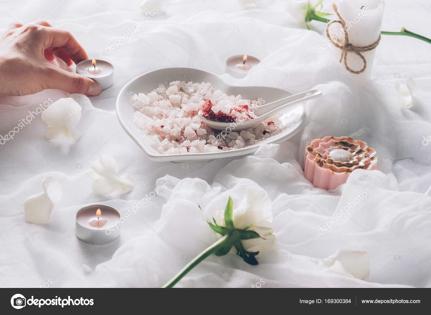 Red Tealight Candles – Pack of 10 Unscented Tea Lights for Home Decor, Weddings, Spa, Diwali, Christmas, Romantic Ambience – Long Burning and Smokeless