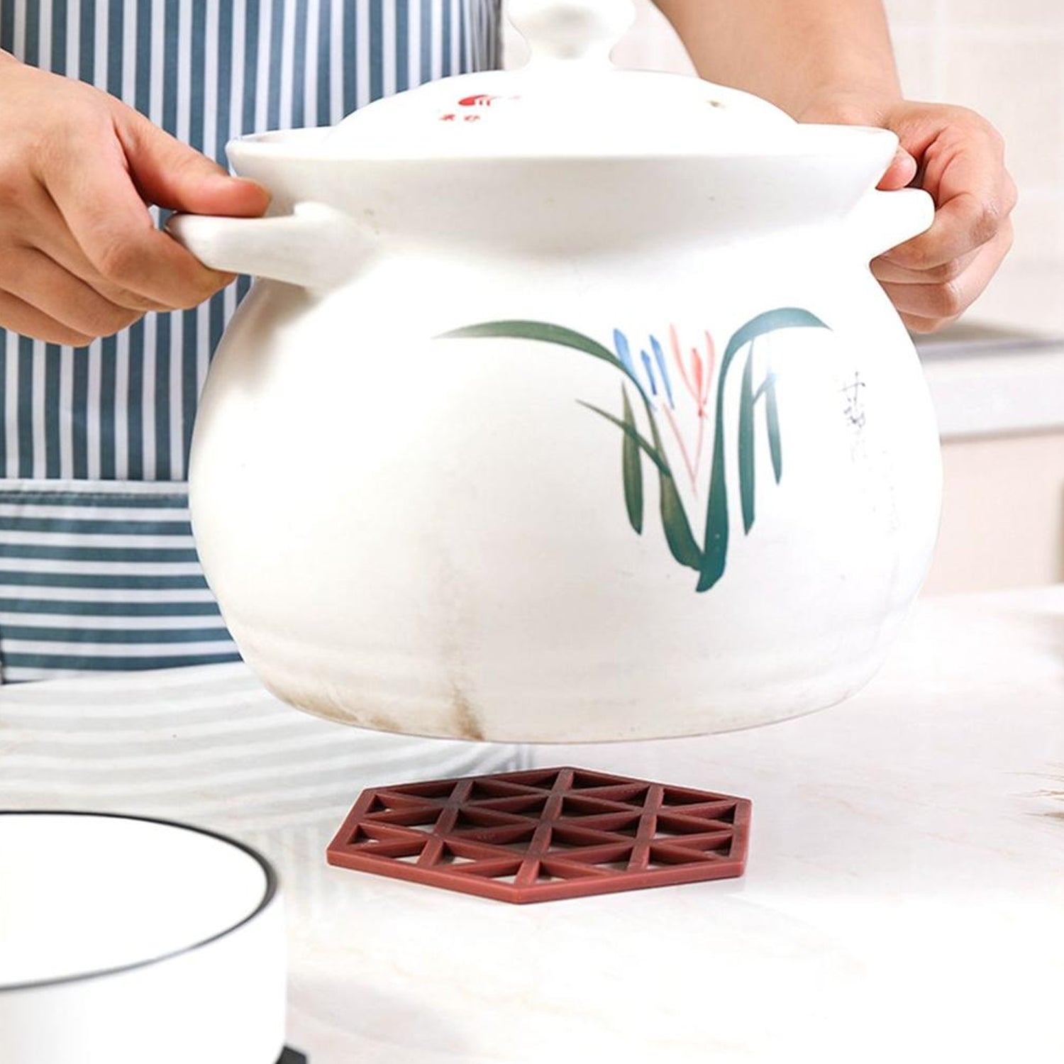 4051A Cup Mat PVC Tea Coaster Non-Slip Placemat High Temperature Insulation Pad Hollow Pot Mat Bowl with Anti-hot DeoDap
