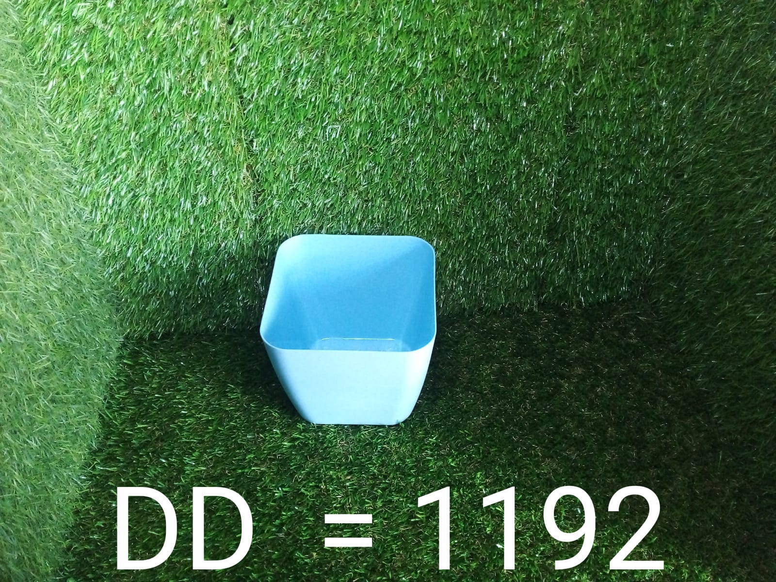 1192  Flower Pots Square Shape For Indoor/Outdoor Gardening DeoDap